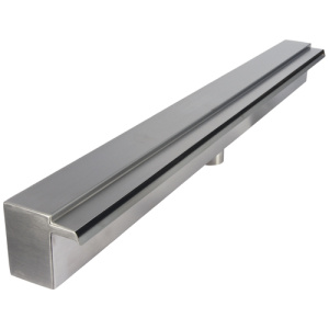 PondMAX Stainless Steel Waterwall – 30mm Lip 1500mm Bottom Entry